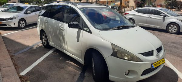 Mitsubishi Grandis 2nd hand, 2005, private hand