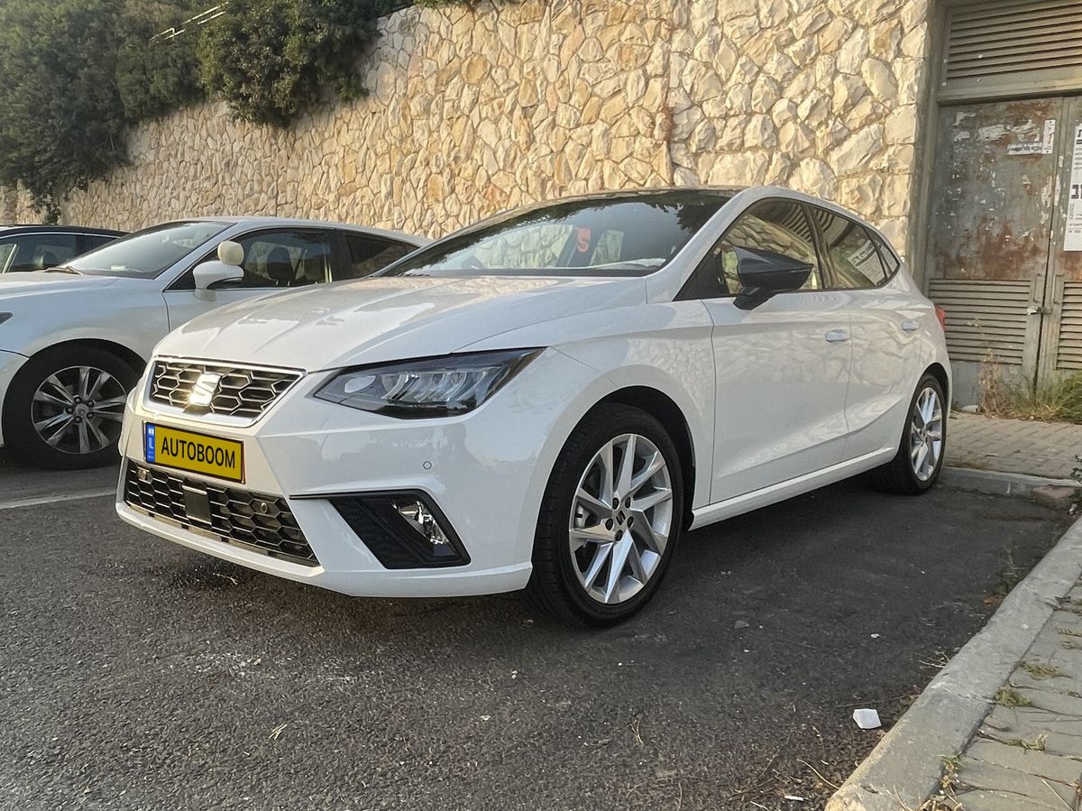 SEAT Ibiza с пробегом, 2024, частная рука