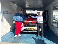 מיצובישי אאוטלנדר יד 2 רכב, 2023, פרטי