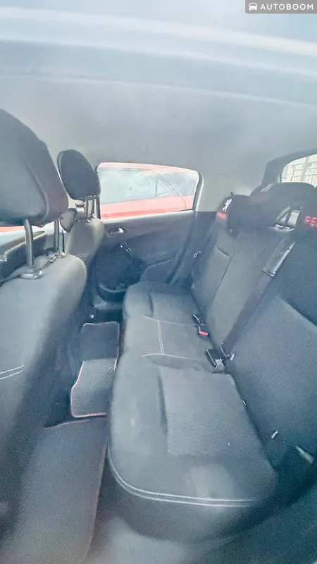 Peugeot 208 2ème main, 2015, privée