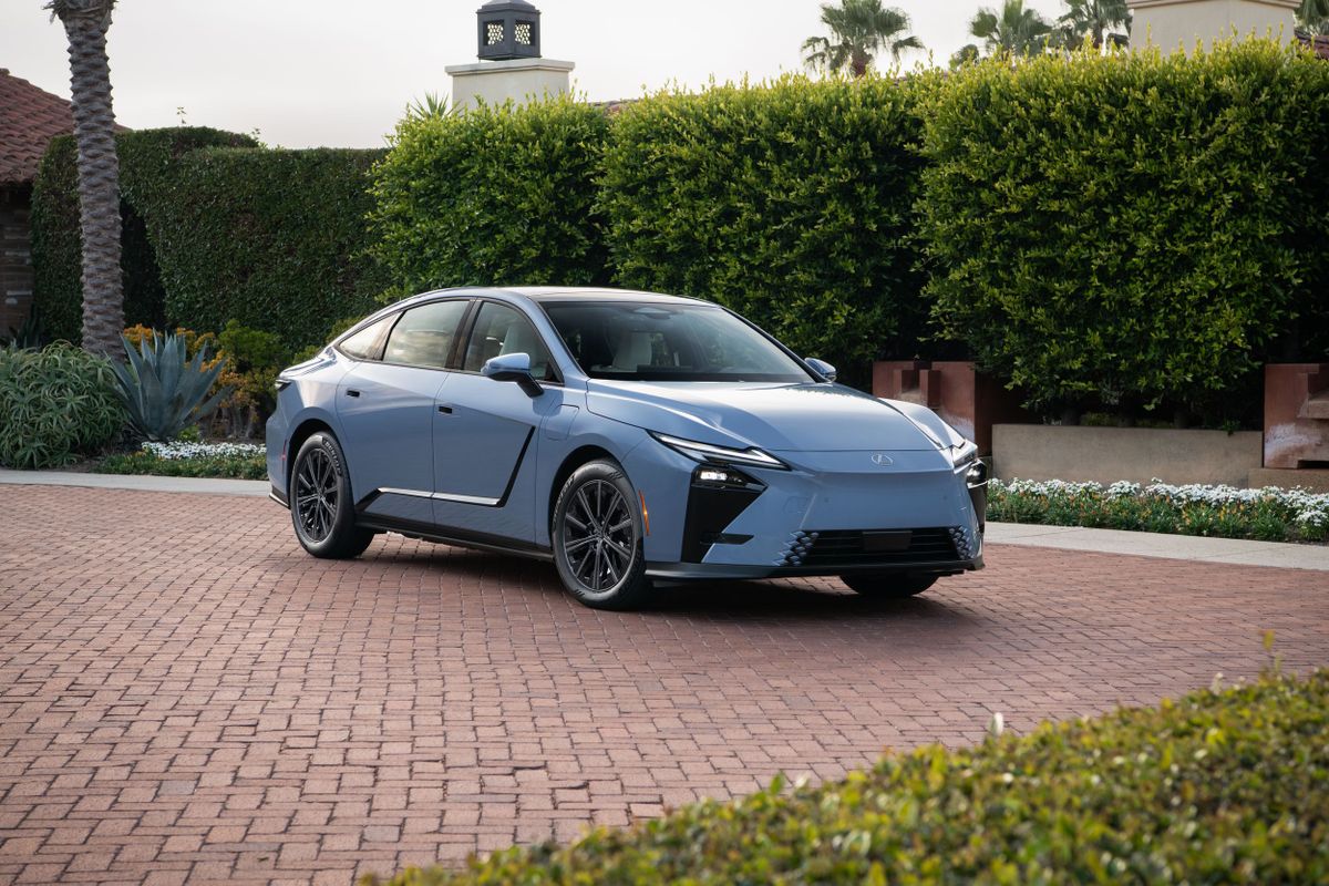 Lexus ES 2026. Кузов. Седан, 8 поколение