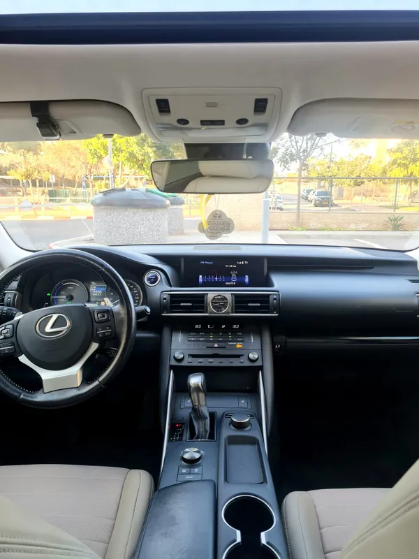 Lexus IS с пробегом, 2019, частная рука