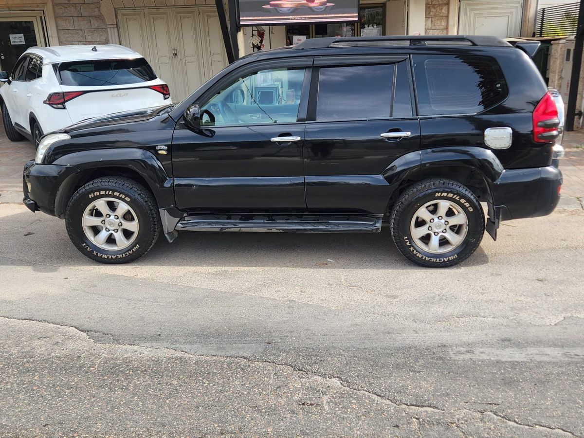 Toyota Land Cruiser Prado 2nd hand, 2007, private