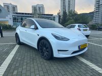 Tesla Model Y 2nd hand, 2022, private