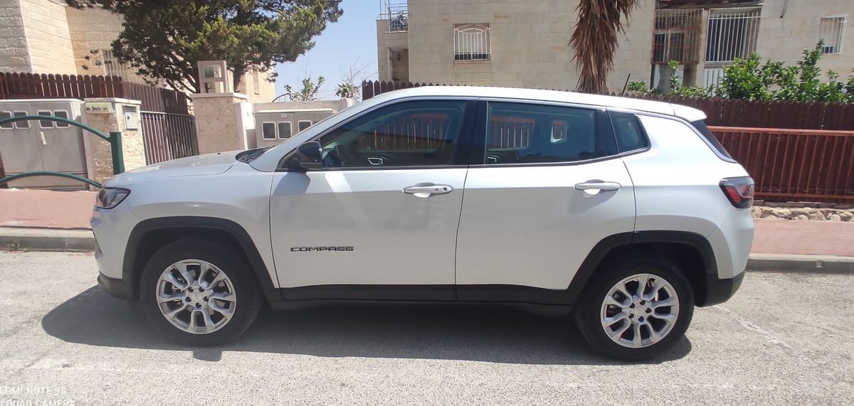Jeep Compass 2nd hand, 2023, private hand