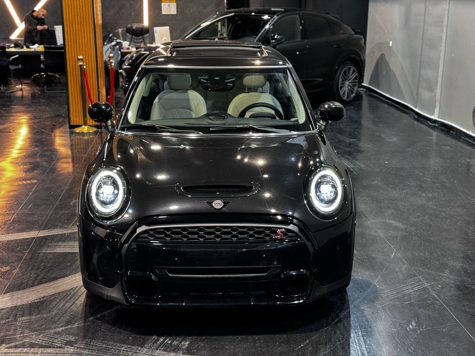 MINI Hatch 2nd hand, 2023, private hand