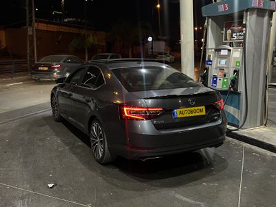 Skoda Superb 2nd hand, 2016, private hand