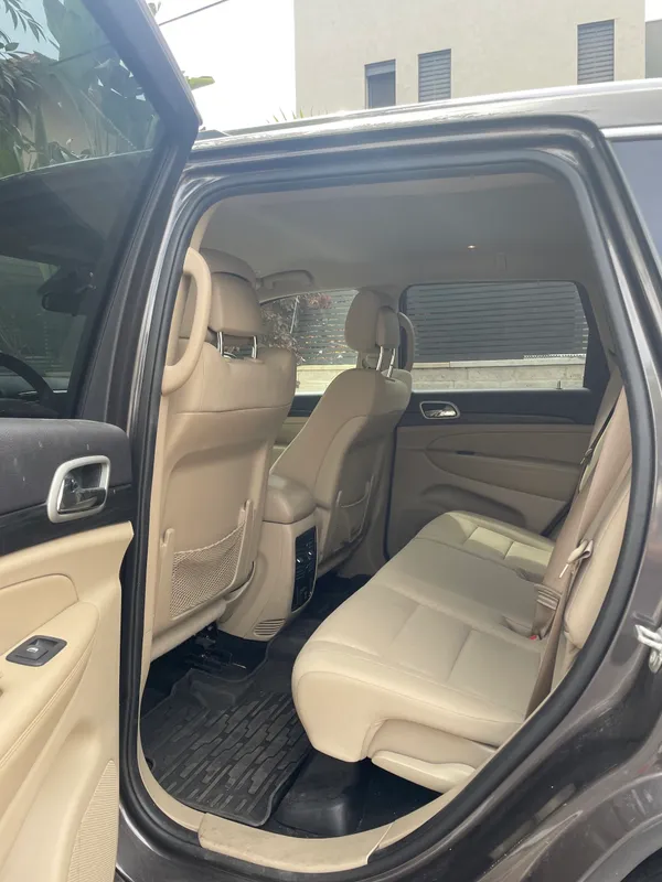 Jeep Grand Cherokee 2nd hand, 2021, private hand