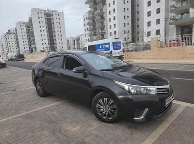 Toyota Corolla 2ème main, 2015, main privée