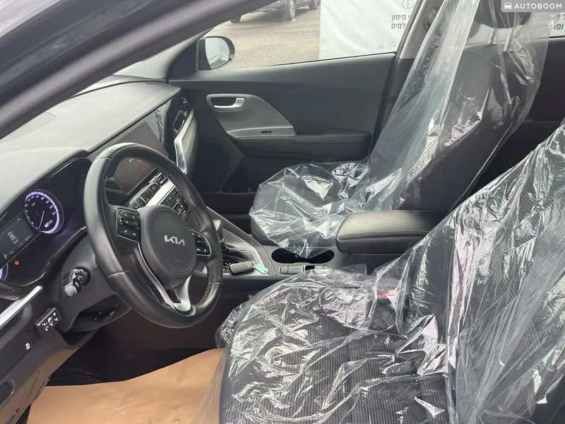 Kia Niro Plus с пробегом, 2023