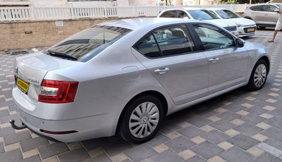 Škoda Octavia 2ème main, 2017, main privée