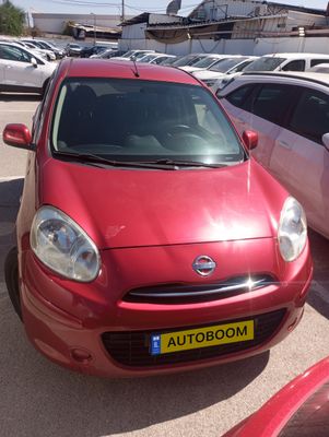 Nissan Micra с пробегом, 2011