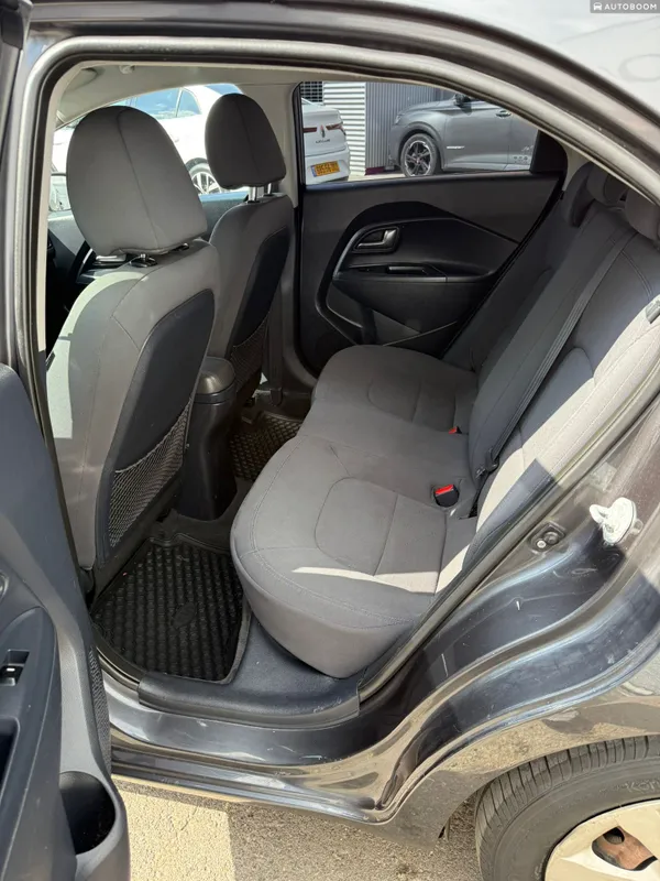Kia Rio 2nd hand, 2013, private