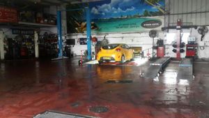 Front Motors, photo