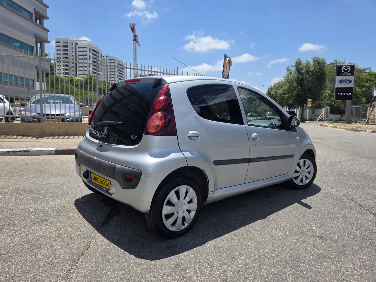 Peugeot 107 2ème main, 2014, privée