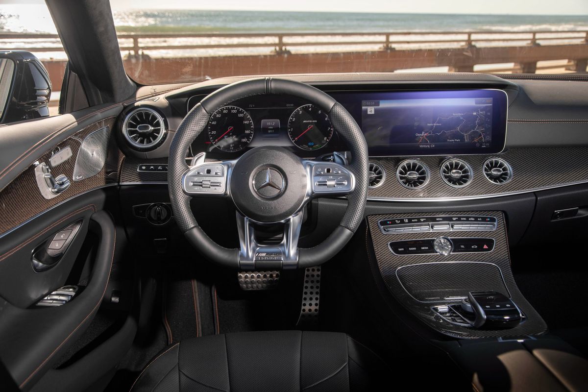 Mercedes CLS AMG 2018. Tableau de bord. Berline, 3 génération