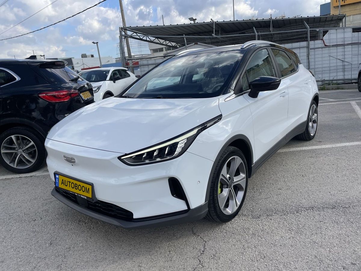 Geely Geometry C 2nd hand, 2023, private