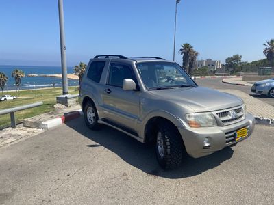 Mitsubishi Pajero 2ème main, 2005, main privée