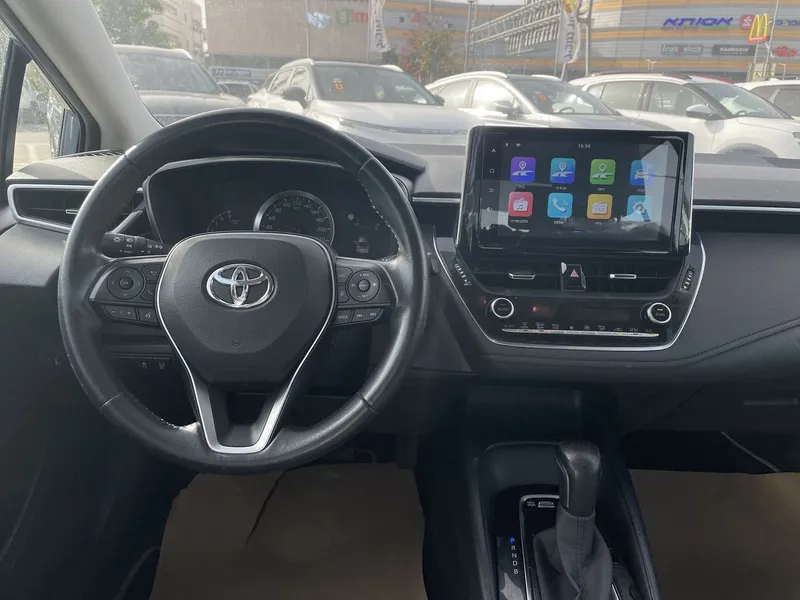Toyota Corolla с пробегом, 2020