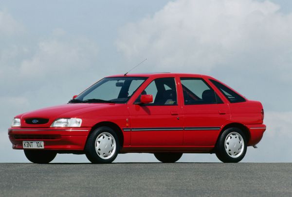 Ford Escort 1991. Carrosserie, extérieur. Hatchback 5-portes, 5 génération, restyling 1