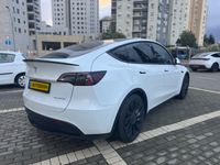 Tesla Model Y 2nd hand, 2022, private