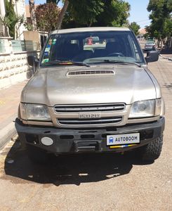 Isuzu Trooper, 2003, photo