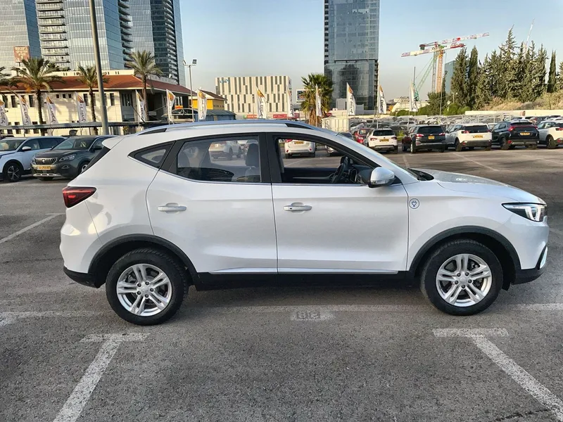 MG ZS с пробегом, 2021, частная рука