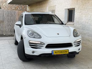 Porsche Cayenne, 2011, photo