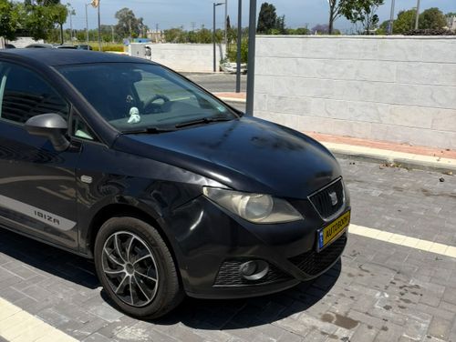 SEAT Ibiza, 2011, photo