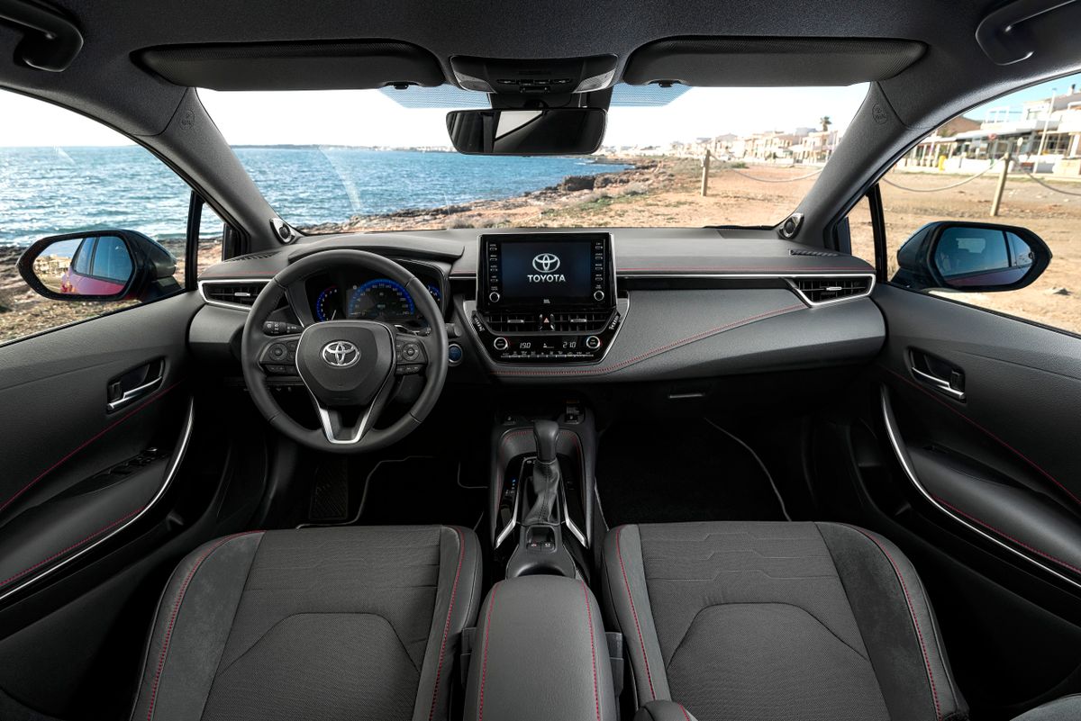 Toyota Corolla 2018. Front seats. Hatchback 5-door, 12 generation
