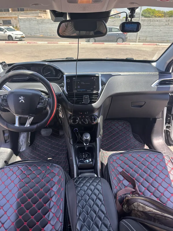 Peugeot 2008 с пробегом, 2018, частная рука