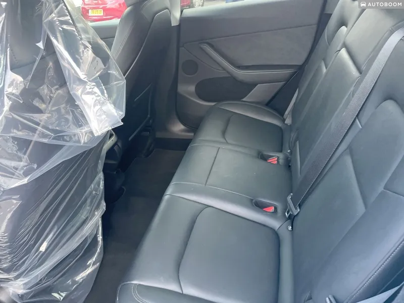 Tesla Model Y 2nd hand, 2023, private
