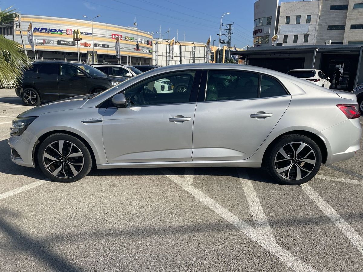 Renault Megane 2nd hand, 2021