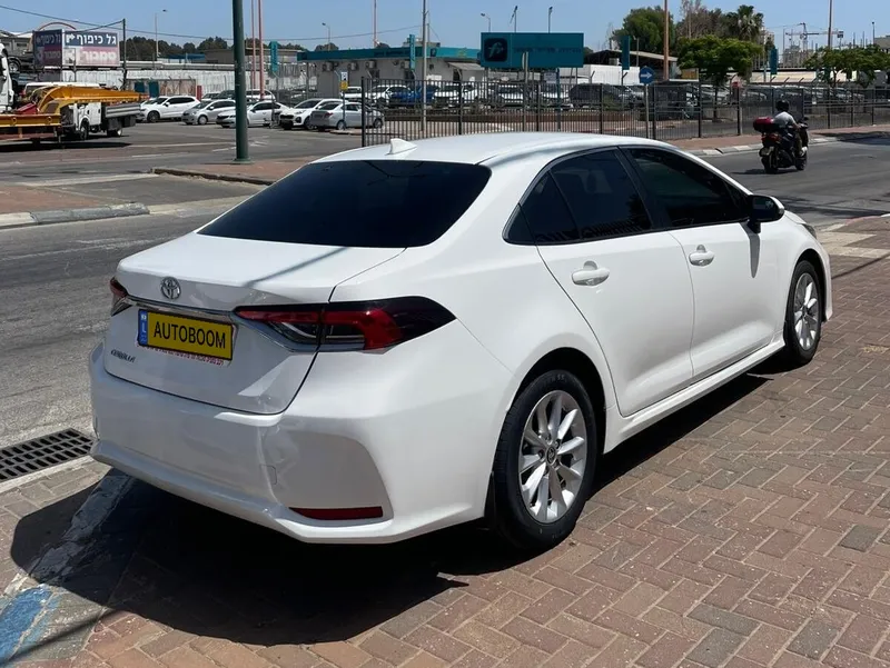 Toyota Corolla 2nd hand, 2021