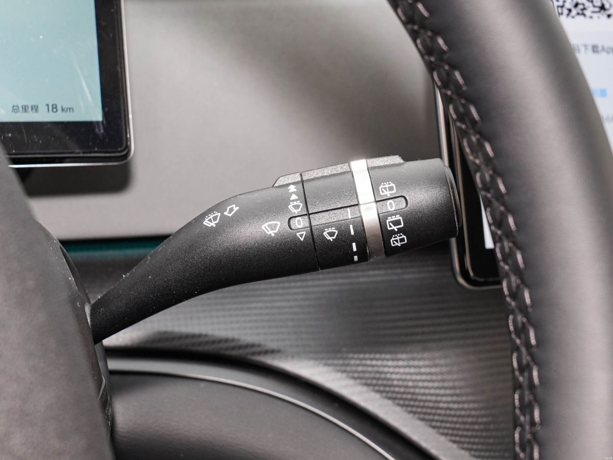 BYD BYD Sealion 05 DM-i 2025. Руль. Внедорожник 5 дв., 1 поколение