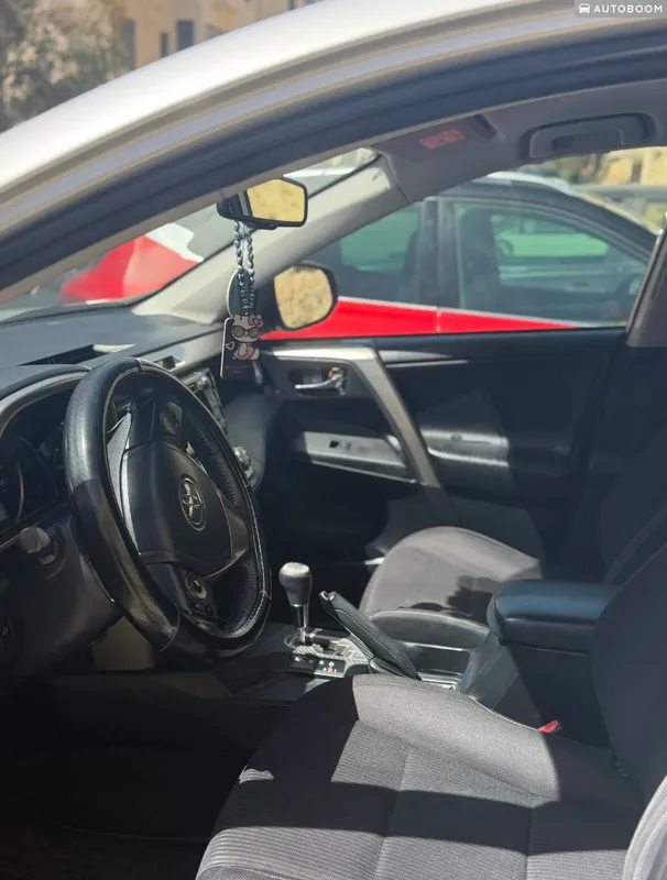 Toyota RAV4 с пробегом, 2013, частная