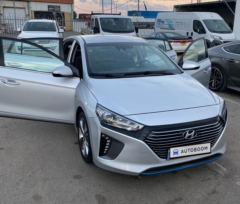 Продаю Hyundai IONIQ, 2019 в Израиле: серебристый 2019 года за ₪ 65.700 ...