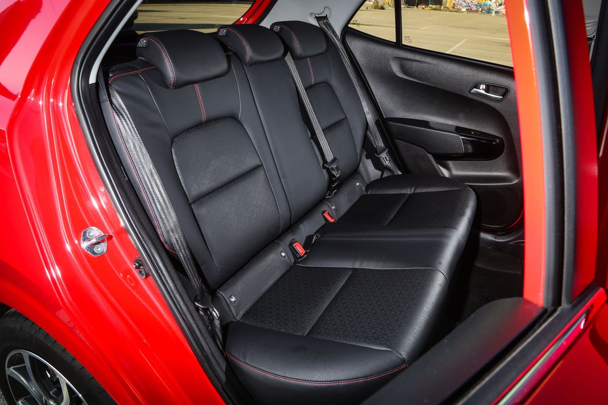 Kia Picanto 2020. Siéges arrières. Mini 5-portes, 3 génération, restyling 1