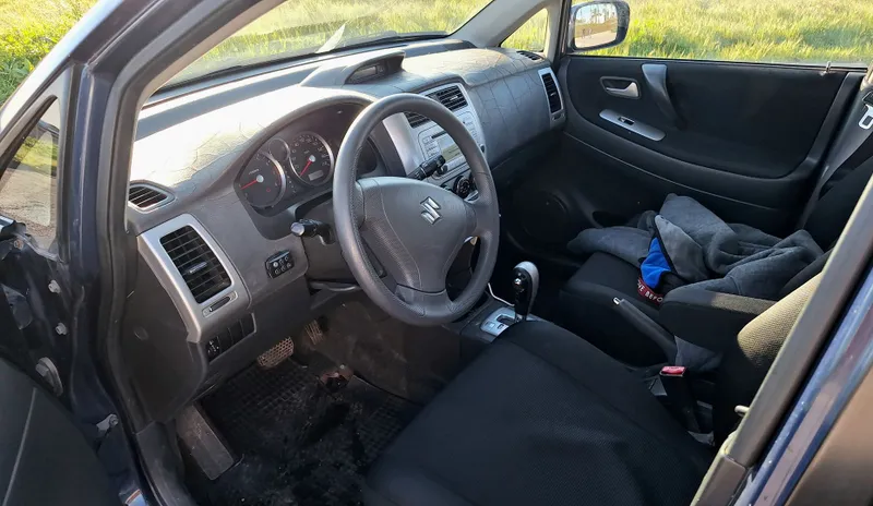 Suzuki Liana 2ème main, 2005, main privée