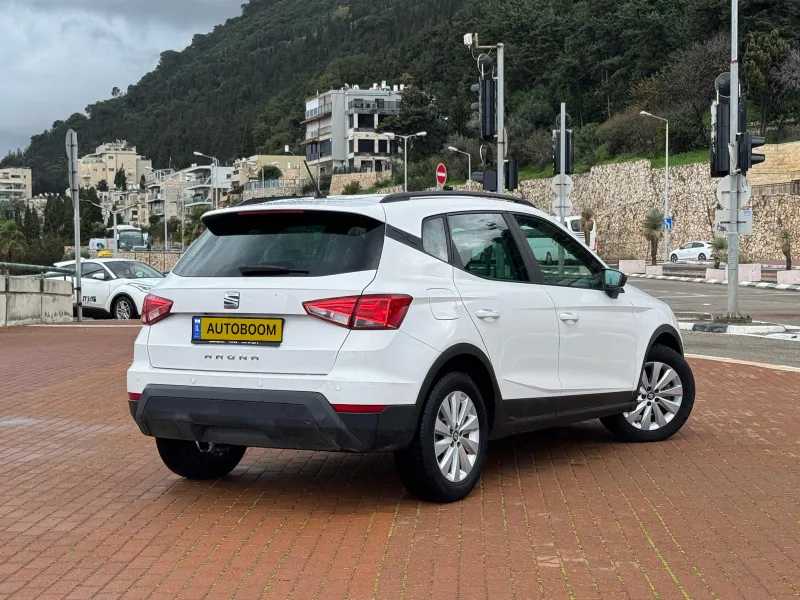 SEAT Arona 2nd hand, 2021, private