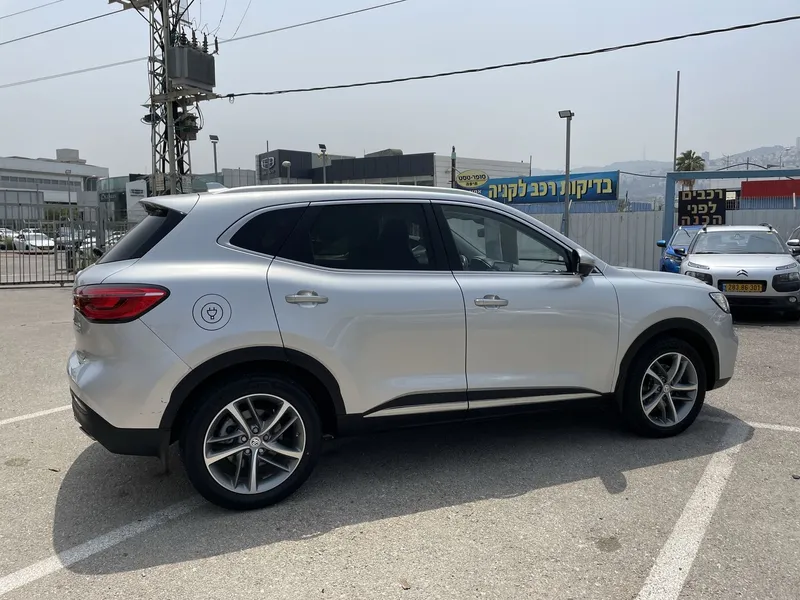 MG EHS 2ème main, 2022, main privée
