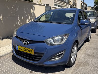 יונדאי i20‏, 2015, תמונה
