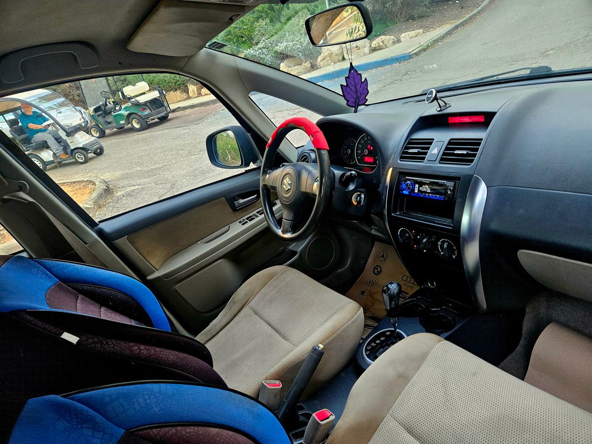 סוזוקי SX4 יד 2 רכב, 2008, פרטי