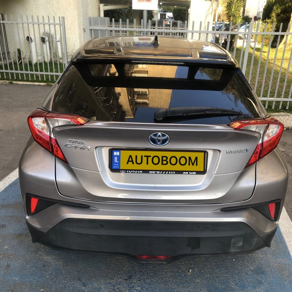 Toyota C-HR 2nd hand, 2018, private hand