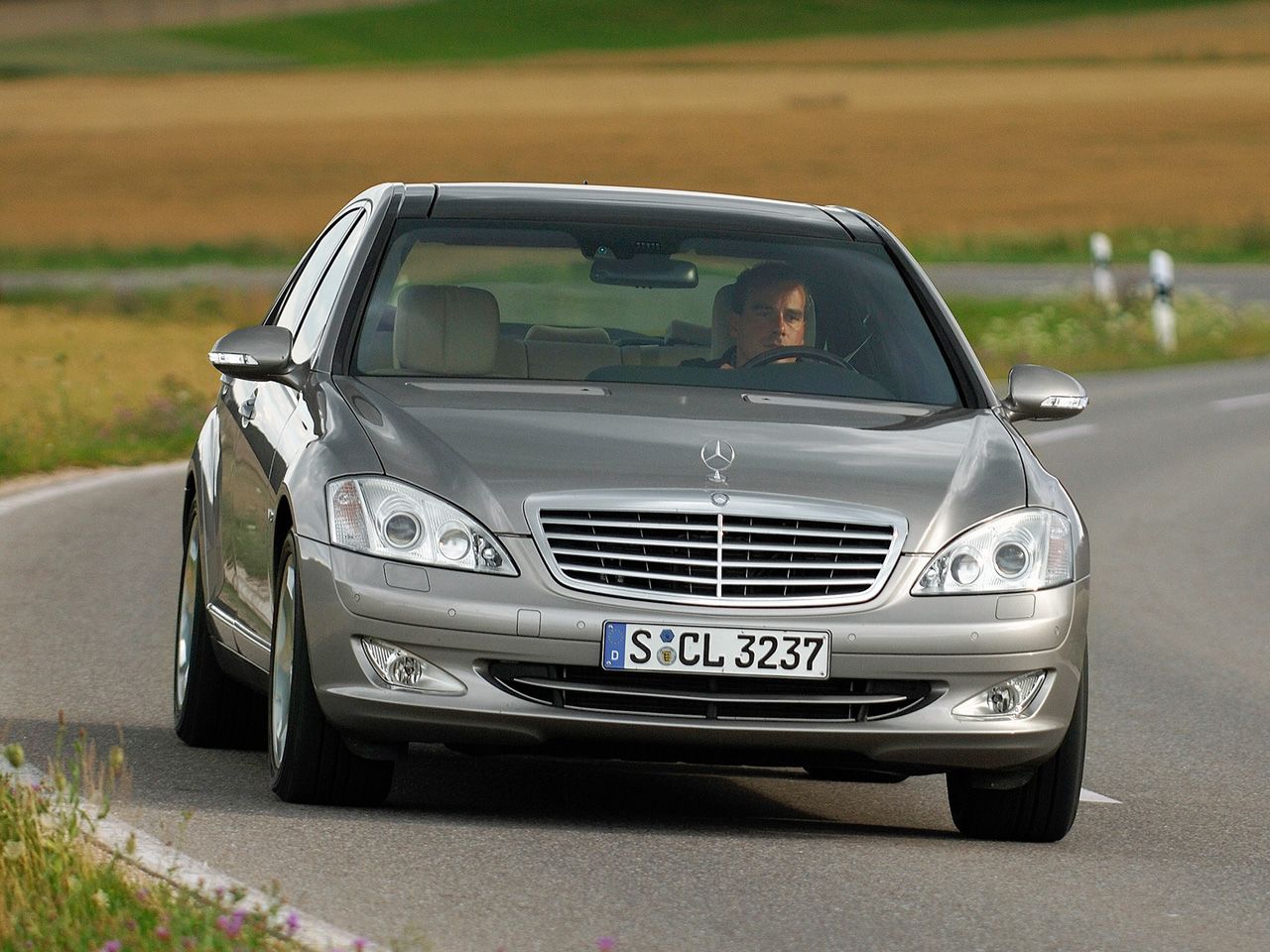 Mercedes Benz s600