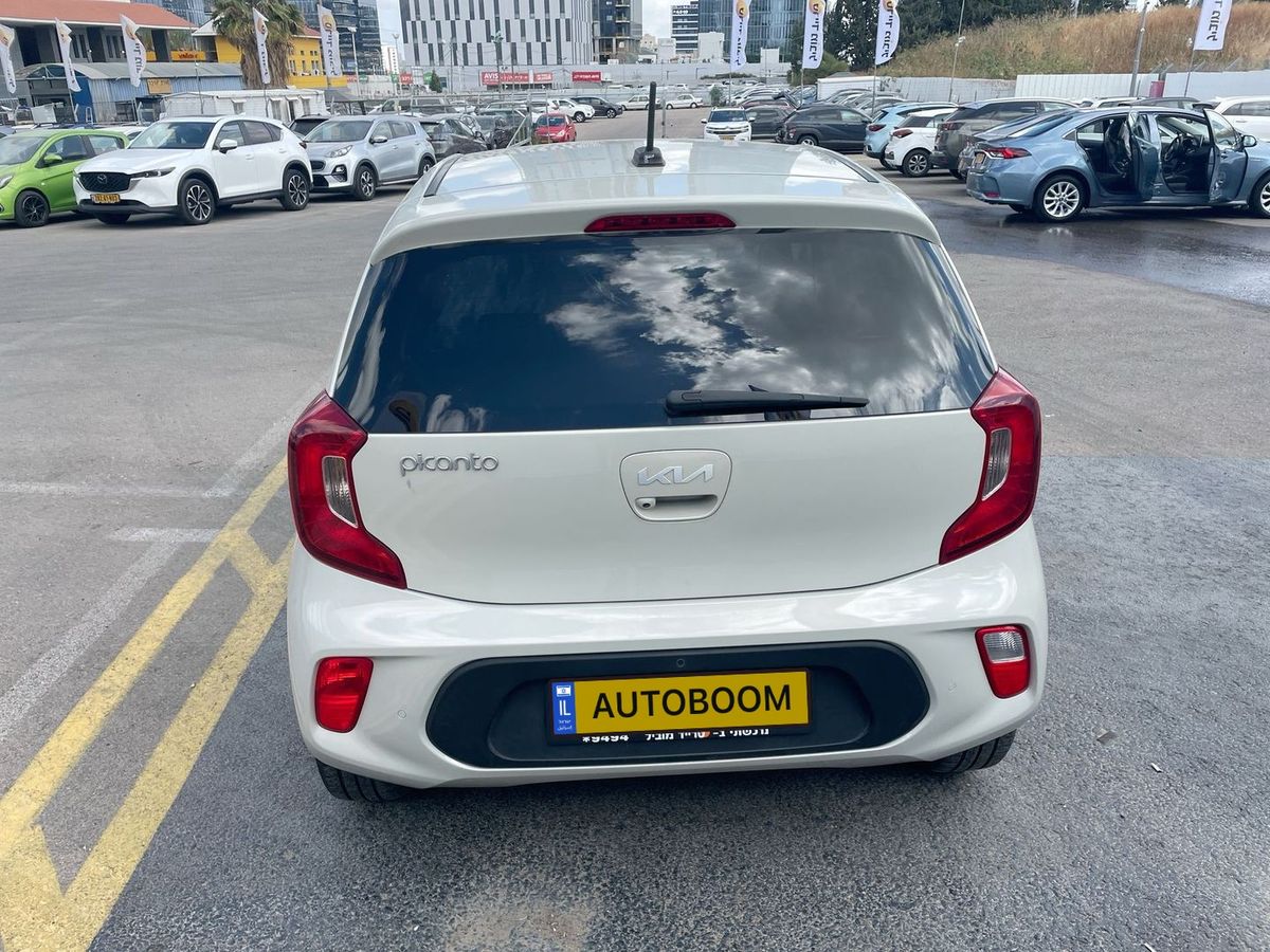 Kia Picanto 2nd hand, 2022, private hand