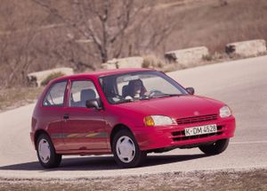 تويوتا ستارليت 1995. الهيكل، المظهر الخارجي. ميني 3 أبواب, 5 الجيل