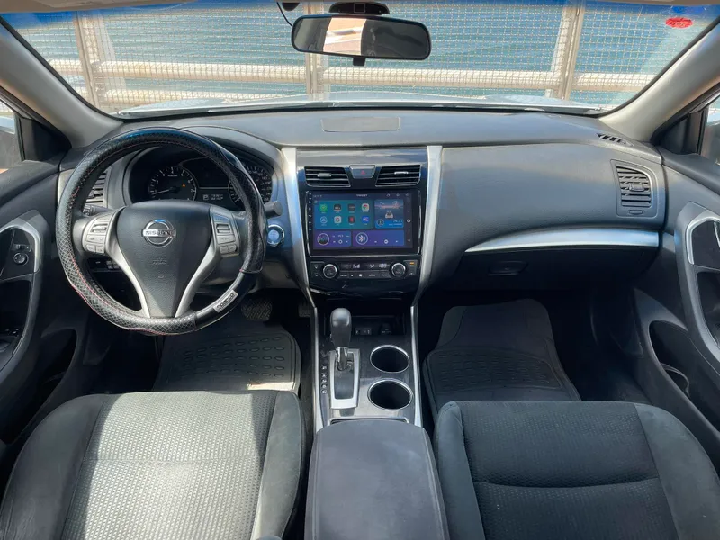 Nissan Altima 2nd hand, 2014