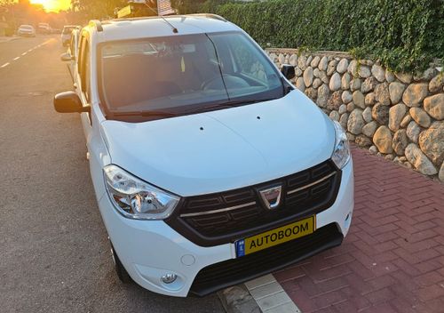 Dacia Lodgy, 2022, photo