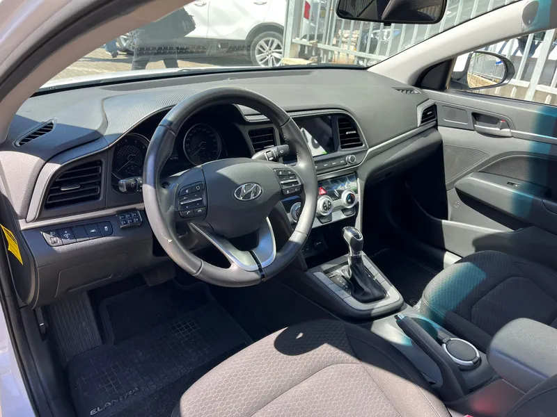 Hyundai Elantra 2ème main, 2020, main privée